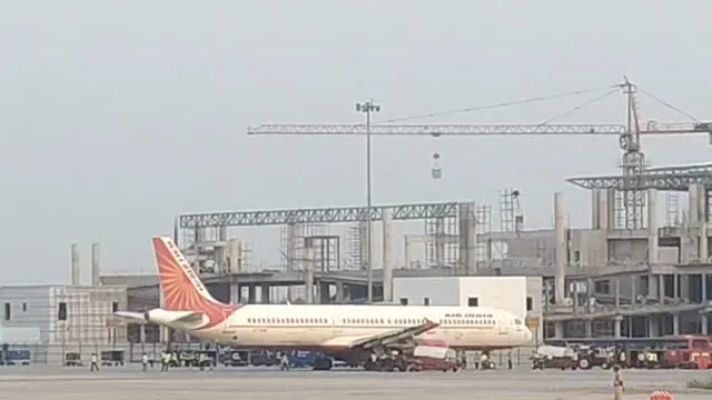 Air India Flight: ఎయిర్ ఇండియా విమానానికి తప్పిన పెను ప్రమాదం.. స్పాట్ లో వంద మంది!