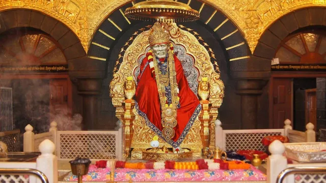 IRCTC : రూ.5 వేలతో షిర్డీ టూర్..  ఐఆర్‌సీటీసీ అదిరిపోయే ఆఫర్ !