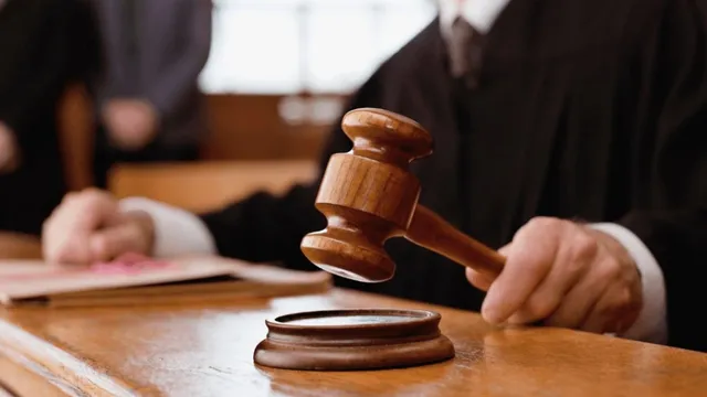 తల్లిపై కొడుకు అత్యాచారం.. కోర్టు సంచలన తీర్పు