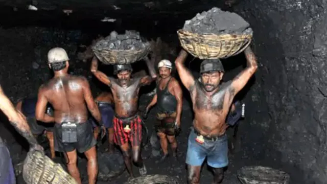 Dasara Bonus: సింగరేణి కార్మికులకు దసరా బోనస్..  ఒక్కొక్కరికి ఎంతంటే?