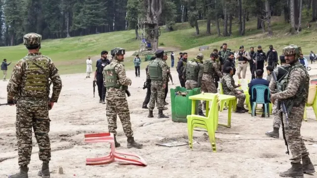 Pahalgam Attack: పహల్గాం ఉగ్రదాడిపై కీలక అప్‌డేట్.. ఉగ్రవాదులకు సాయం చేసిన నిందితుడు అరెస్టు