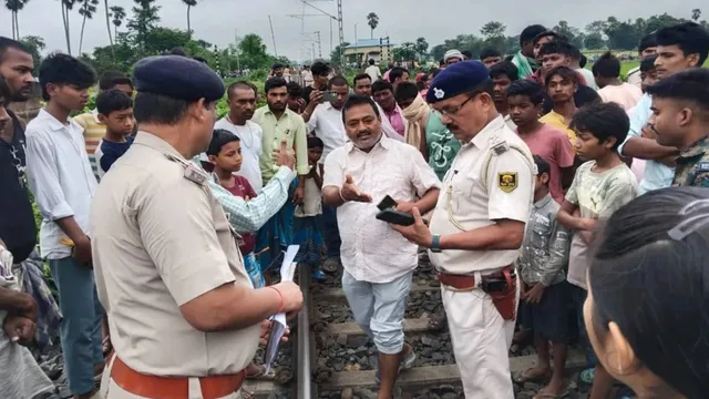 Bihar Train Accident : బీహార్ లో ఘోర రైలు ప్రమాదం.. నలుగురు స్పాట్!