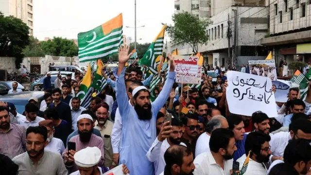 POK: పీఓకేలో అల్లర్లు.. భారత్‌ సంచలన ప్రకటన