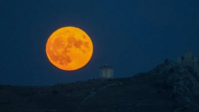 Super Moon: నేడు, రేపు ఆకాశంలో అద్భుత దృశ్యం.. కనువిందు చేయనున్న సూపర్‌మూన్