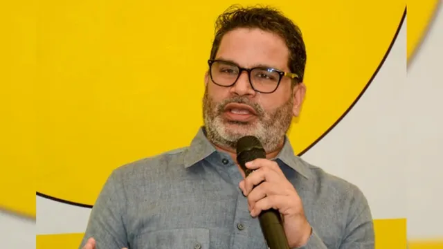 Prashant Kishor : మొదటి లిస్టులో డాక్టర్లు, లాయర్లు.. ప్రశాంత్ కిషోర్ స్కెచ్ ఏంటి?