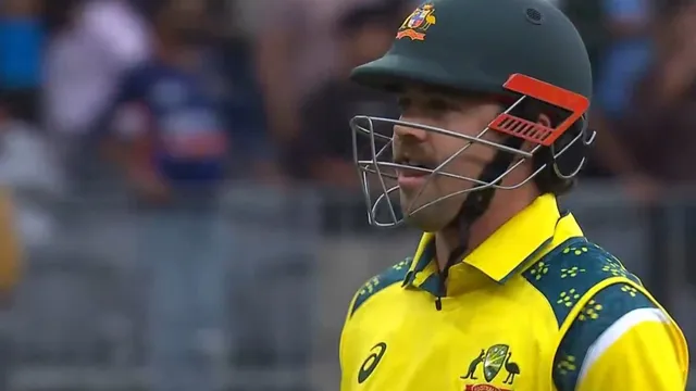 AUS vs IND : ఆసీస్ కు బిగ్ షాక్.. డేంజరస్ బ్యాటర్ ట్రావిస్ హెడ్ ఔట్