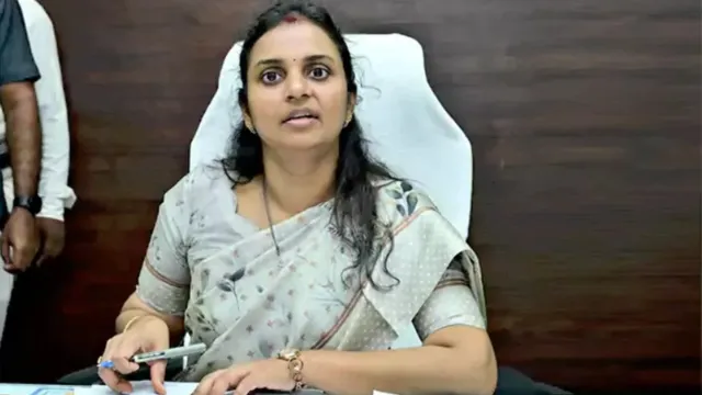 Bus Accident: కర్నులూ బస్సు ప్రమాదంలో గుర్తు తెలియని మృతదేహం..వివరాల కోసం ప్రకటన