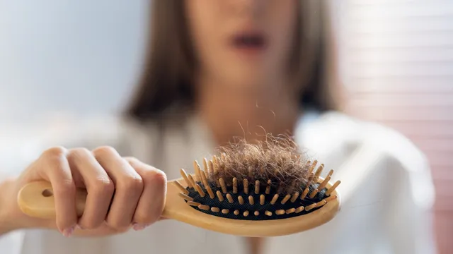 Hair Fall: జుట్టు సమస్యలు ఎన్నైనా.. మ్యాజిక్ హెయిర్ ఆయిల్ ఒక్కటి చాలు!!