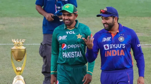 Babar Azam : బాబర్ ఆజామ్ సంచలనం: రోహిత్ శర్మ ప్రపంచ రికార్డు బద్దలు