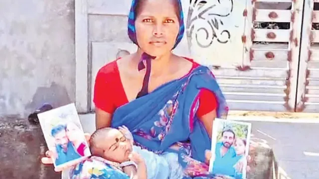 Telangana: పెళ్లి పేరుతో గర్భవతిని చేసి మోసం చేసిన ప్రియుడు.. ఇంటిముందు ప్రియురాలి ధర్నా