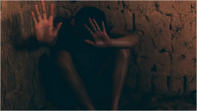 Tirupati: ఛీ ఛీ.. ఇద్దరు మైనర్ బాలుల బట్టలిప్పి.. బ్లూ ఫ్లిమ్స్ చూపించి.. వాచ్‌మెన్ లైంగిక దాడి!