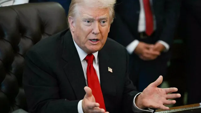 Trump: ట్రంప్ వల్లే న్యూయార్క్‌లో ఓటమి.. విరుచుకుపడుతున్న మద్దతుదారులు