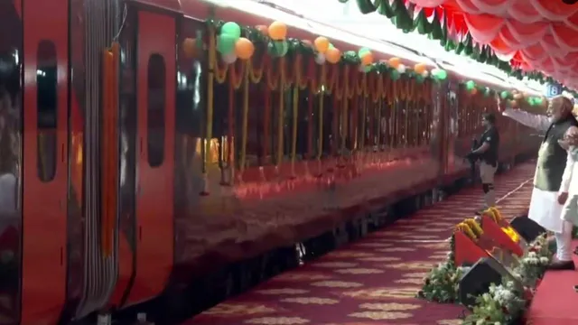 PM Modi :  నాలుగు కొత్త వందే భారత్ రైళ్లను ప్రారంభించిన ప్రధాని మోదీ!