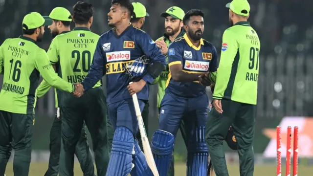 Pak-Sri lanka: బాబోయ్ మేమిక్కడ ఆడలేం..స్వదేశానికి బయలుదేరిన శ్రీలంక ఆటగాళ్ళు