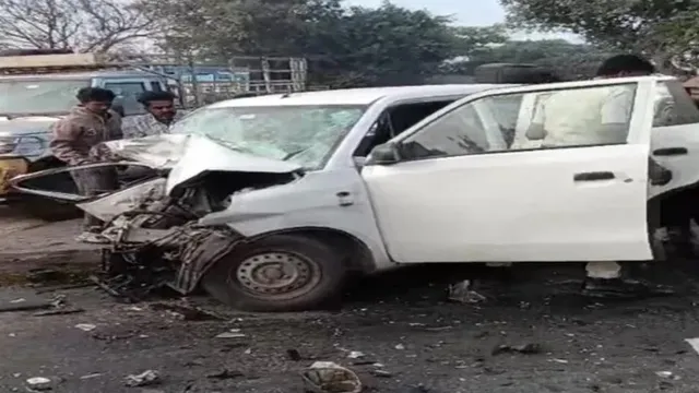 Road Accident : రంగారెడ్డి జిల్లాలో రోడ్డు ప్రమాదం ఒకరి మృతి.. ఐదుగురి పరిస్థితి విషమం!