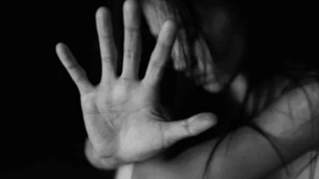 Crime: దారుణం.. స్కూల్‌ గ్రౌండ్‌లో బాలికపై అత్యాచారం