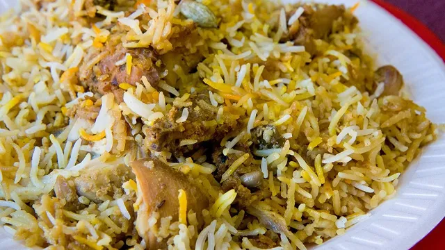 Hyderabadi Biryani : 'హైదరాబాద్ దమ్​​ బిర్యానీ' - ఎప్పుడు, ఎక్కడ, ఎలా స్టార్ట్​ అయిందో తెలుసా?