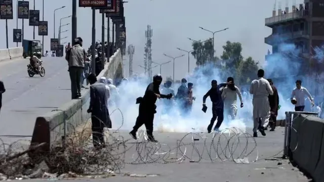 Pakistan: పాకిస్థాన్‌కు మరో బిగ్ షాక్‌.. సింధు దేశం కావాలంటూ రోడ్లపై నిరసనలు