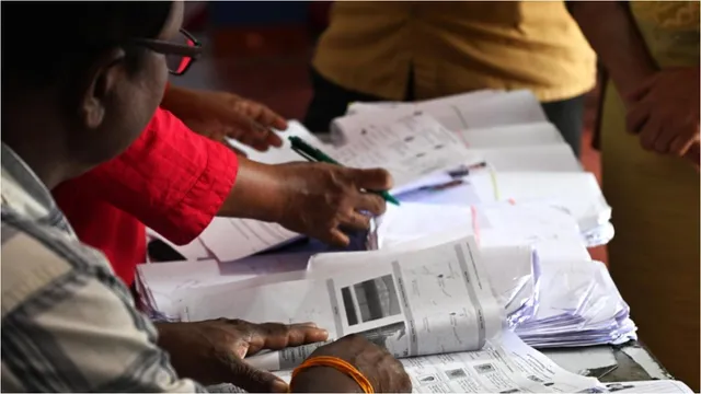 West Bengal SIR: పశ్చిమ బెంగాల్‌ తొలిదశ సర్ పూర్తి.. 58 లక్షల ఓట్లు తొలగింపు..