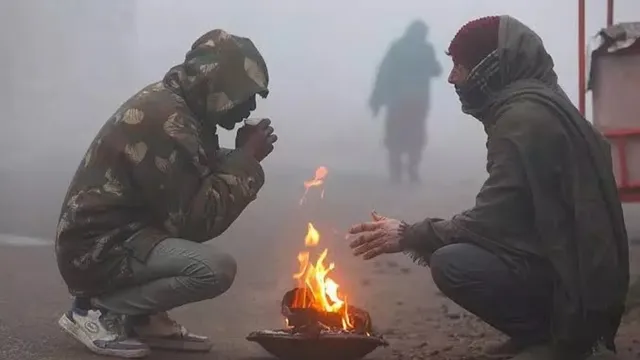 Temperatures: ఉష్ణోగ్రతల్లో పదేళ్ల రికార్డు.. తెలంగాణకు ఆరెంజ్ అలర్ట్