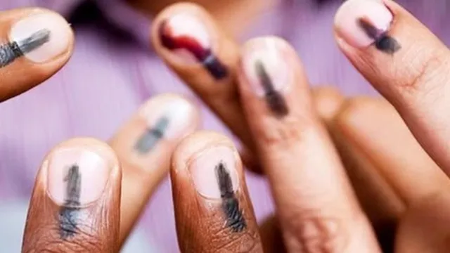 ఎన్నికల్లో అభ్యర్థుల సంచలన హామీలు.. ఓటేస్తే కారు, ల్యాండ్, థాయ్‌లాండ్‌ ట్రిప్