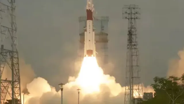 ISRO PSLV-C62: పీఎస్‌ఎల్‌వీ సీ62 ను ప్రయోగించిన ఇస్రో.. నింగిలోకి దూసుకెళ్లిన అన్వేష..అంతలోనే..