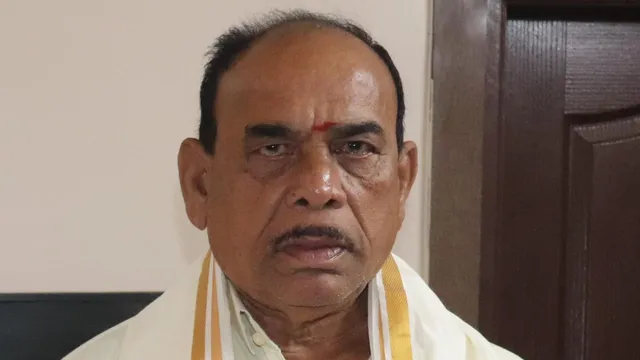 Ram Reddy passes away : మాజీ ఎమ్మెల్యే చంద్రుపట్ల రాంరెడ్డి మృతి..కన్నీరు పెట్టిన ఆత్మీయులు