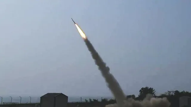 SFDR : భారత్‌ అమ్ముల పొదిలో మరో ఆయుధం..‘ఎస్‌ఎఫ్‌డీఆర్‌’ పరీక్ష విజయవంతం