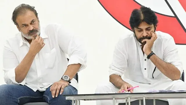 Pawan fires at Nagababu : సోషల్‌మీడియాపై ఉన్న శ్రద్ధ పార్టీపై లేదా?..నాగబాబుపై పవన్  ఫైర్‌