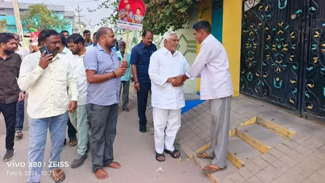 Jeevan Reddy : జగిత్యాలలో కాంగ్రెస్‌కు బిగ్‌ షాక్‌..రెబల్‌ అభ్యర్థులకు జీవన్‌ రెడ్డి  ప్రచారం