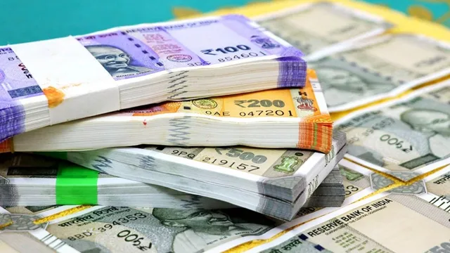 Currency: దేశవ్యాప్తంగా చలామణిలో రూ. 40 లక్షల కోట్లు