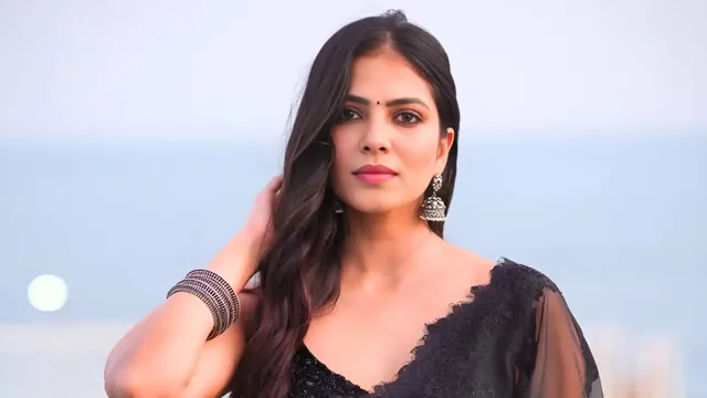 సినిమా ప్లాప్ అయితే హీరోయిన్నే తిడతారు.. సౌత్ ఇండస్ట్రీపై 'రాజా సాబ్' బ్యూటీ కామెంట్స్