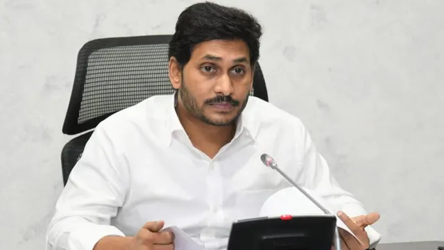 YS Jagan: విశాఖ మేయర్ పీఠం మాదే.. జగన్ సంచలన ప్రకటన!