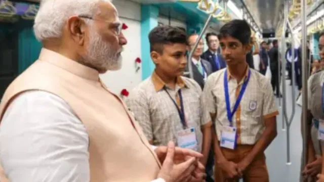 Modi: ముంబై మెట్రోలో మోదీ!