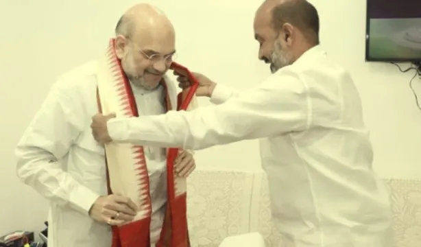 అమిత్ షాతో బండి భేటీ!