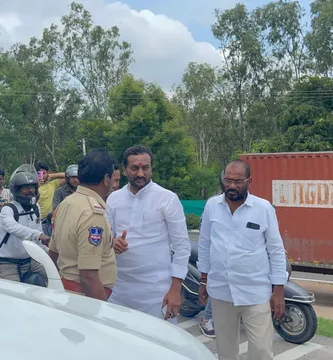 గజ్వేల్‌లో ఉద్రిక్తత.. దుబ్బాక ఎమ్మెల్యే రఘునందన్‌రావు అరెస్ట్‌