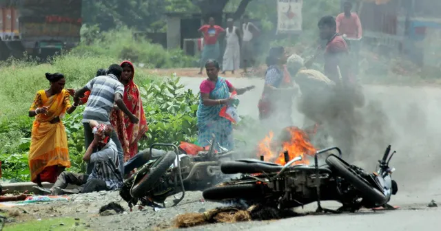 బెంగాల్‌ ఎన్నికలు హింసాత్మకం, ఈ ఘటనలో 11 మంది మృతి