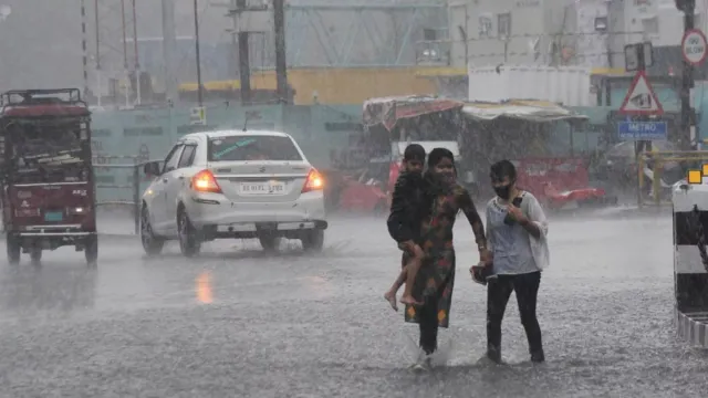 తెలంగాణకు రెడ్‌ అలర్డ్‌.. మరో రెండు  రోజులపాటు భారీ వర్షాలు