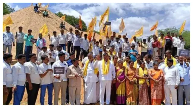 House Arrest of TDP Leaders: ఇసుక పాలసీకి వ్యతిరేకంగా రాష్ట్ర వ్యాప్తంగా మూడో రోజు ఆందోళనలు.. ఎక్కడికక్కడ నేతల అరెస్టులు