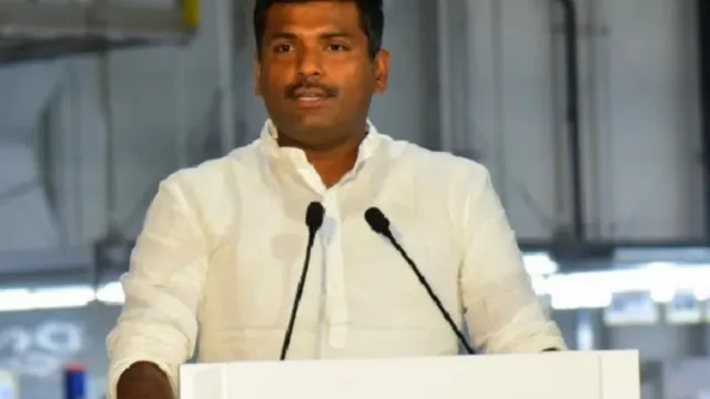 మోడీకి, డాడీకి కాదు..నువ్వు ప్రజలకు ఏం చేస్తావో చెప్పు: అమర్నాథ్‌!