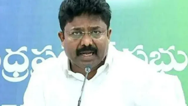 టెక్నాలజీ తెలుసు అనేవారికి దొంగ ఓట్లు గుర్తించడం తెలియదా?!