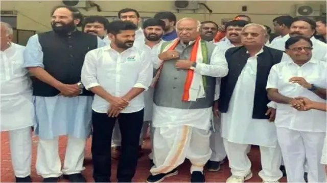 Telangana Congress:ఢిల్లీకి తెలంగాణ కాంగ్రెస్ సీనియర్లు.. కాసేపట్లో ఖర్గేతో సమావేశం!