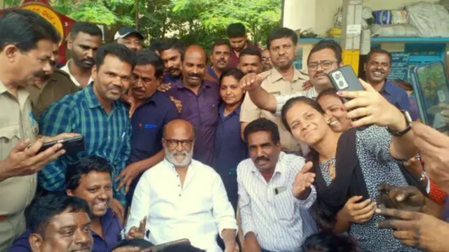 Rajinikanth: తాను పని చేసిన బస్సు డిపోకు వెళ్లిన తలైవా.... రజనీ సింప్లిసిటీని చూసి అభిమానులు ఫిదా...!