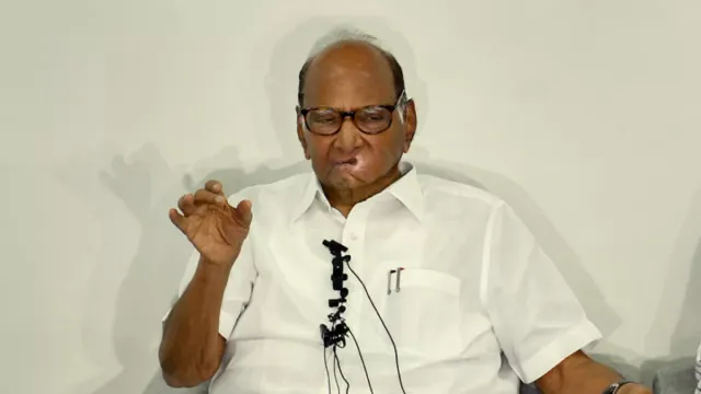 బీజేపీతో వెళ్లేలా నన్ను ఒప్పించాలని కొందరు చూస్తున్నారు... శరద్ పవార్ కీలక వ్యాఖ్యలు...!