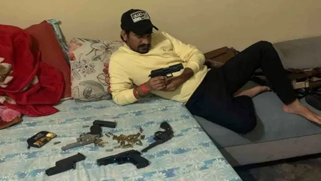 యూపీలో కుట్ర... పాక్ నుంచి ఆయుధాలు దిగుమతి... సిద్దూ మూసే వాలా హత్య కేసులో కీలక విషయాలు...!