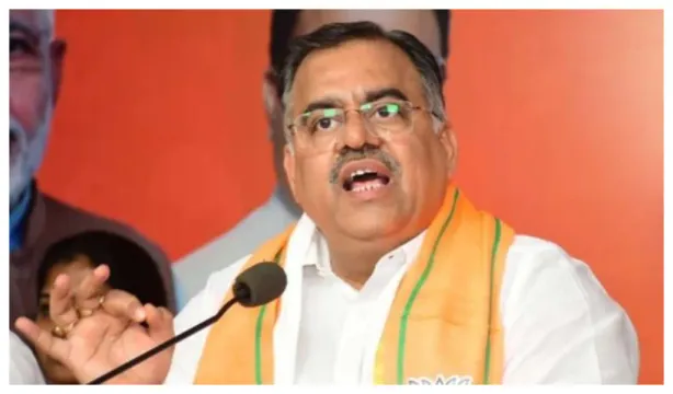 ఎంఐఎం చేతిలో కారు స్టీరింగ్‌.. బీఆర్‌ఎస్‌ తరుణ్‌ చుగ్‌ ఫైర్