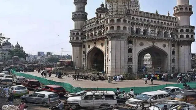 Hyderabad: టూరిస్టులకు తప్పిన తిప్పలు.. ఎక్కడంటే.!