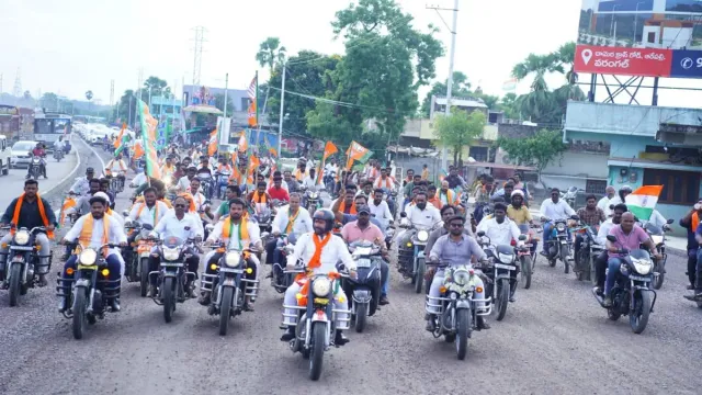 Kishan Reddy: కిషన్ రెడ్డి సాహసం.. 9 గంటలు 200 కిలోమీటర్ల బైక్ ర్యాలీతో సరికొత్త రికార్డ్..