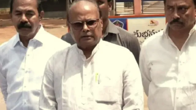 Yanamala: జైలులో చంద్రబాబుకు సరైన సౌకర్యాలు కల్పించడం లేదు: యనమల