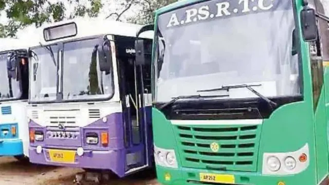 AP RTC Buses Bandh: చంద్రబాబు అరెస్ట్‌..డిపోలకే పరిమితం అయిన బస్సులు!